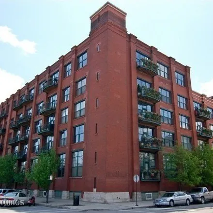 Buy this 6 bed condo on 1000 West Washington Boulevard in Chicago, IL 60661