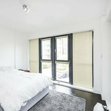 Image 6 - Waterfront House, Harry Zeital Way, London, E5 9RP, United Kingdom - Apartment for sale