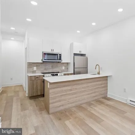 Image 3 - 1321 West Somerset Street, Philadelphia, PA 19132, USA - House for sale