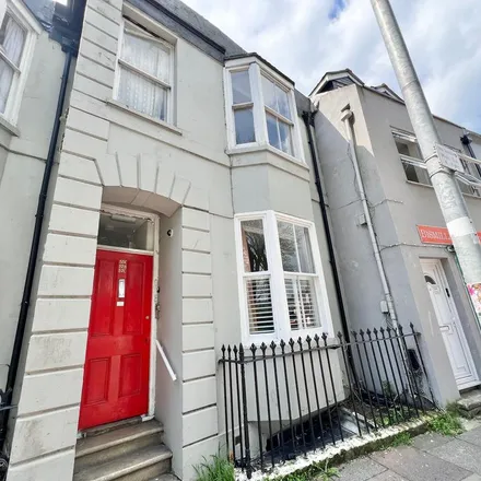 Rent this 1 bed apartment on Taquitos Casazul in Marshalls Row, Brighton