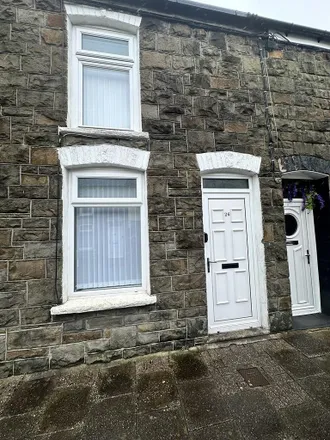Rent this 2 bed townhouse on Windsor Street in Treherbert, CF42 5LH