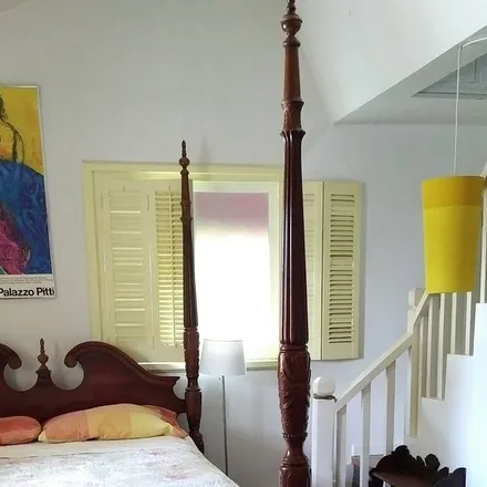 Rent this studio house on Los Angeles in CA, 91601