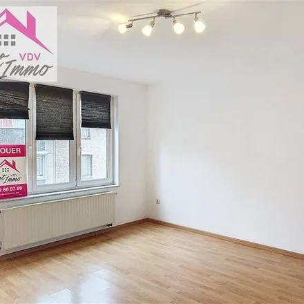 Rent this 1 bed apartment on Rue du Rond-Point 31 in 4420 Saint-Nicolas, Belgium