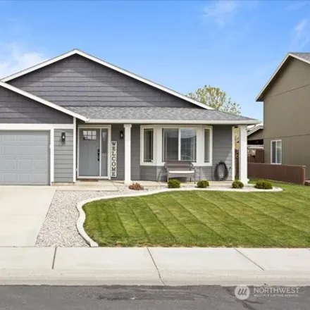Buy this 3 bed house on 33 I Street Northeast in Quincy, WA 98848