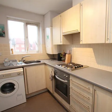 Image 3 - Mill View Road, Beverley, HU17 0PE, United Kingdom - Apartment for rent