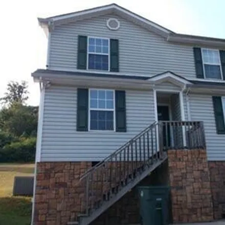 Buy this 4 bed duplex on 5801 Dayton Boulevard in Cross Creek, Chattanooga