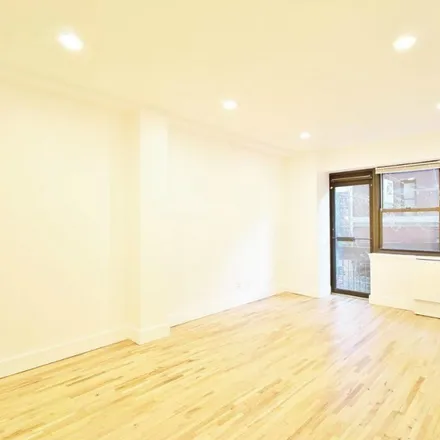 Rent this 1 bed apartment on 132 East 37th Street in New York, NY 10016