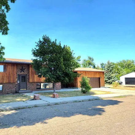 Buy this 4 bed house on 623 Snyder Avenue in Glendive, MT 59330