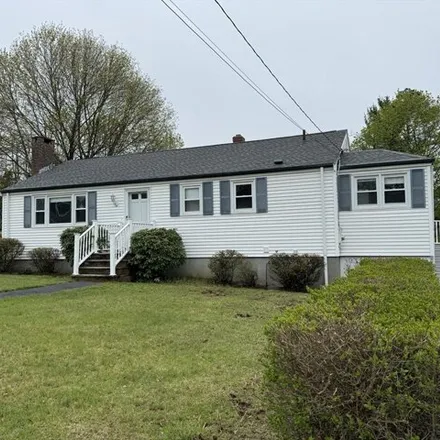 Rent this 4 bed house on 12 Seneca Road in Woburn, MA 01801