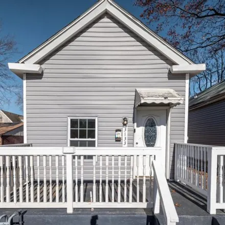 Buy this studio house on 3133 Garland Avenue in Louisville, KY 40211