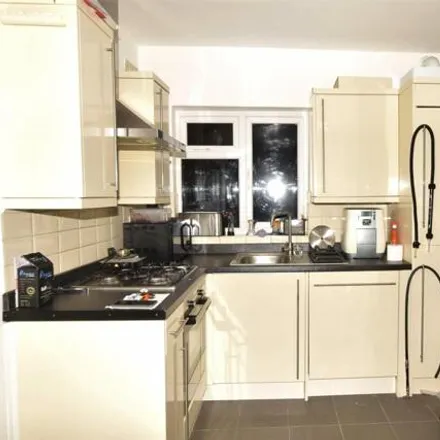 Image 1 - Lowther Road, London, HA7 1EP, United Kingdom - Room for rent