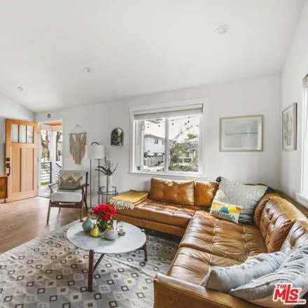 Image 3 - 3351 Atwater Avenue, Los Angeles, CA 90039, USA - House for sale