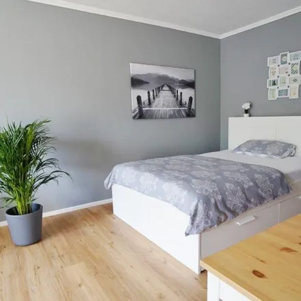Rent this 1 bed apartment on Faaker Straße 11 in 65187 Wiesbaden, Germany