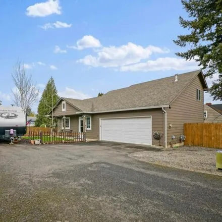 Buy this 3 bed house on 4090 Hennessy Lane Northeast in Keizer, OR 97313
