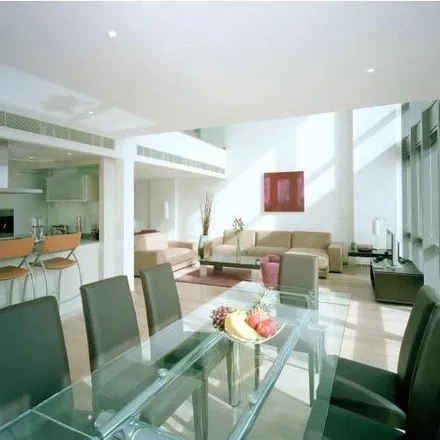 Rent this 3 bed apartment on 1 West India Quay in 26 Hertsmere Road, Canary Wharf