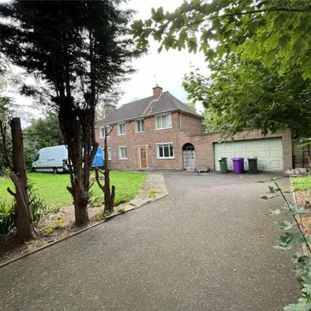 Image 2 - Waterdale, Wolverhampton, WV3 9DY, United Kingdom - House for rent