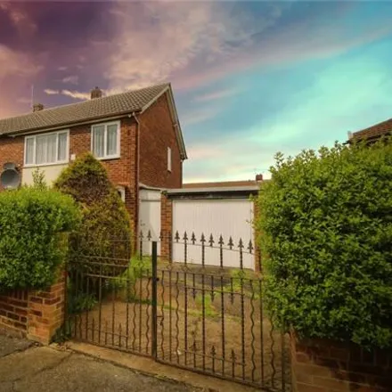 Buy this 3 bed duplex on Rose Crescent in Scawsby, DN5 9EW