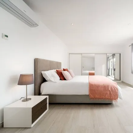 Rent this 5 bed house on 8135-011 Distrito de Évora