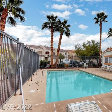 Image 4 - 3379 Dragon Fly Street, North Las Vegas, NV 89032, USA - Townhouse for sale