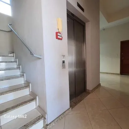 Buy this 2 bed apartment on Avenida Paraná in Centro, Divinópolis - MG
