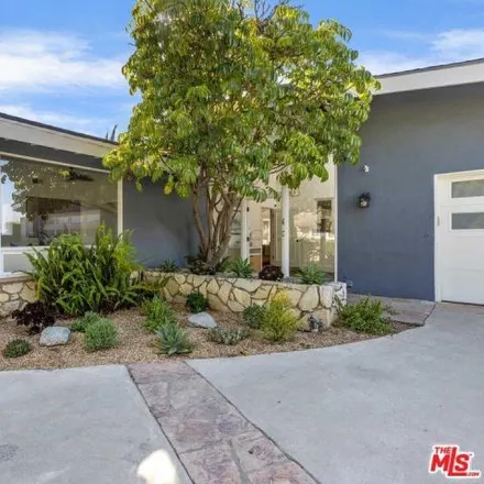 Image 3 - 10869 Alta View Drive, Los Angeles, CA 91604, USA - House for sale