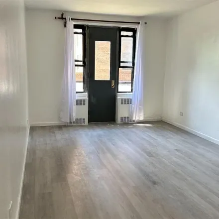 Image 2 - 150-30 71st Avenue, New York, NY 11367, USA - Apartment for rent