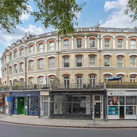 Buy this studio apartment on 240 Earl's Court Road in London, SW5 9FE