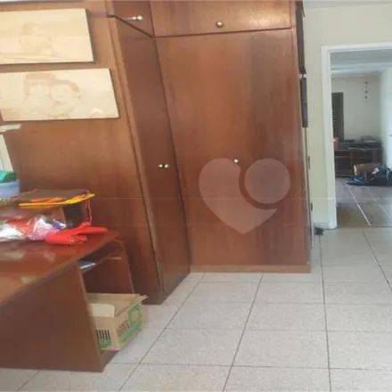 Buy this 4 bed apartment on Rua Gaspar Fernandes 734 in Cambuci, São Paulo - SP