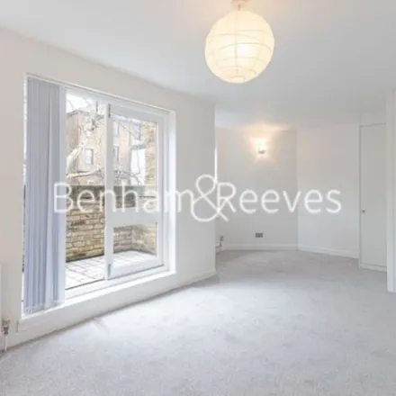 Rent this 3 bed apartment on Bellgate Mews in London, NW5 1SW
