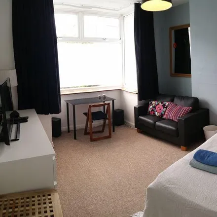 Image 5 - 24 Third Avenue, Bristol, BS7 0RT, United Kingdom - Townhouse for rent