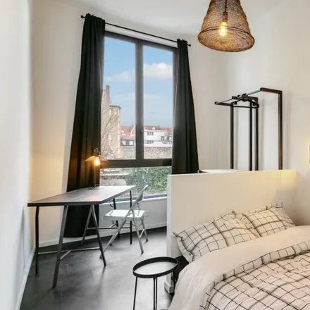 Rent this 15 bed room on Rue Traversière - Dwarsstraat 43 in 1210 Saint-Josse-ten-Noode - Sint-Joost-ten-Node, Belgium