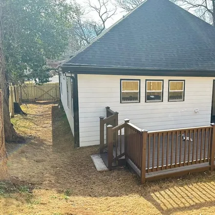 Rent this 3 bed house on Hapeville in GA, 30394