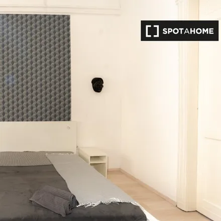 Rent this 5 bed room on Hair master in Budapest, István utca