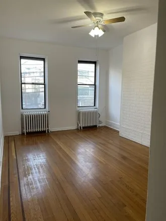 Image 2 - The Palisade, Hutton Street, Jersey City, NJ 07307, USA - Apartment for rent