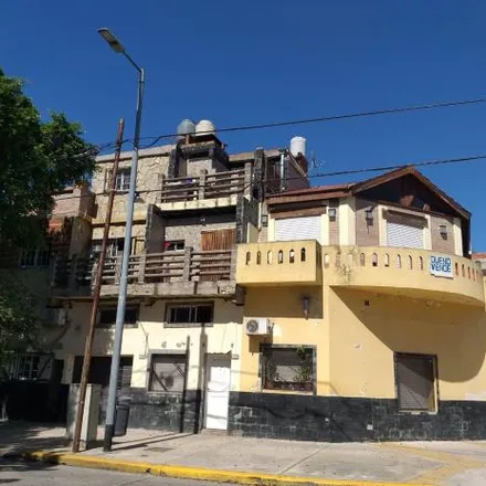 Buy this studio house on Mutual Social in Deportivo y Cultural Flores Sur, Metrobús 25 de Mayo