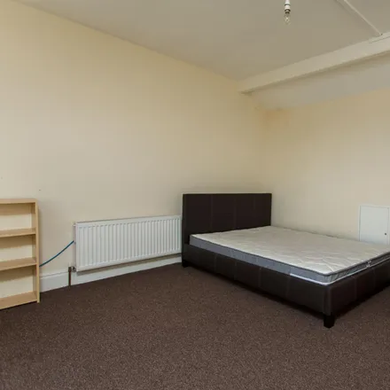 Image 4 - Easier Travel, 643 Staniforth Road, Sheffield, S9 4RD, United Kingdom - Room for rent