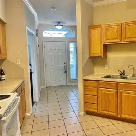 Image 4 - 318 Fraternity Row, College Station, TX 77845, USA - Condo for sale