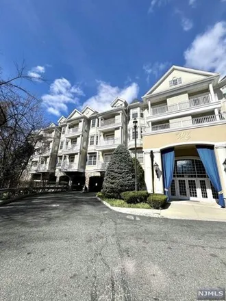 Rent this 1 bed condo on Rochelle Avenue in Rochelle Park, Bergen County