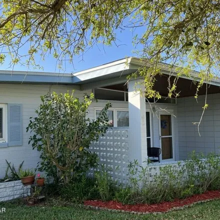 Buy this 3 bed house on 16 Venetian Way North in Port Orange, FL 32127