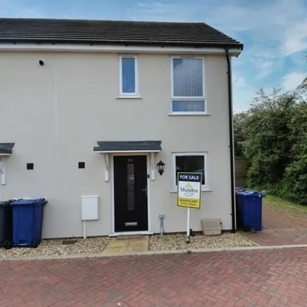Buy this 2 bed townhouse on Cherry Paddocks in North Greetwell, LN3 4GW