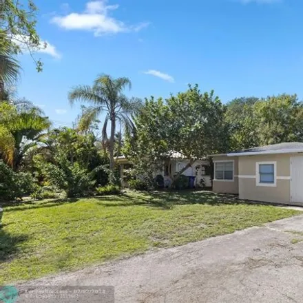 Rent this 2 bed house on 1419 Northwest 7th Avenue in Middle River Vista, Fort Lauderdale