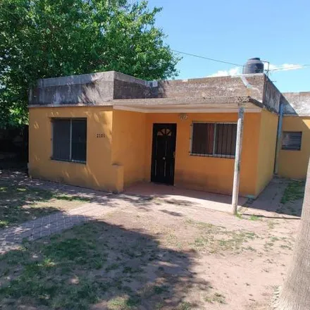 Buy this 2 bed house on Vicente López y Planes in Altos del Monte, Moreno