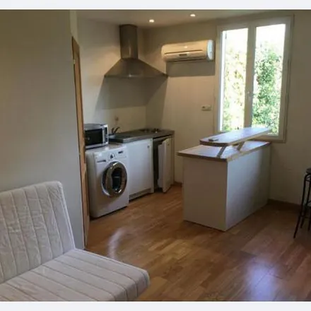 Rent this 1 bed apartment on Bordeaux in Gironde, France