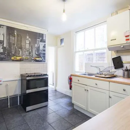 Rent this 6 bed apartment on Hemberton Road in Stockwell Park, London