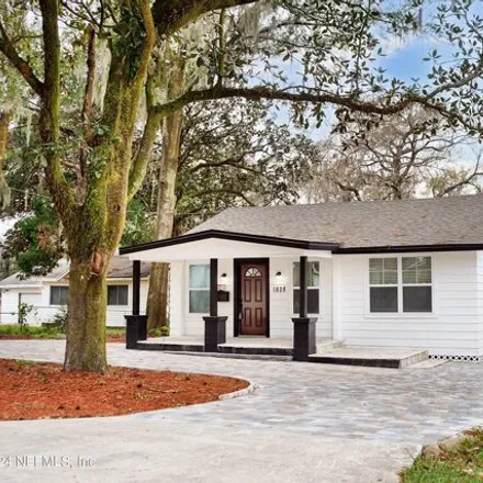 Buy this 4 bed house on 1808 Lake Shore Boulevard in Biltmore, Jacksonville