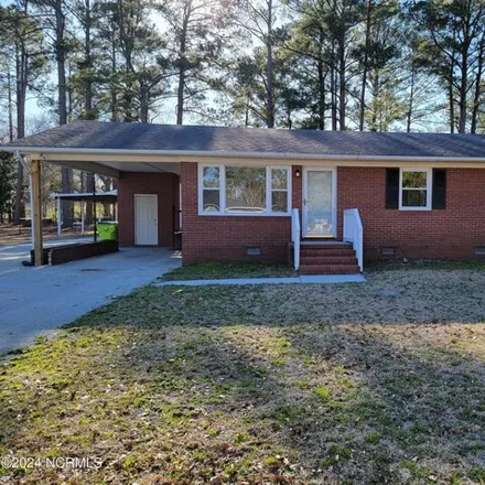 Rent this 3 bed house on 1167 Park Drive in Trent Woods, Craven County
