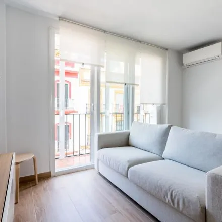 Image 7 - Calle Pureza, 49, 41010 Seville, Spain - Apartment for rent
