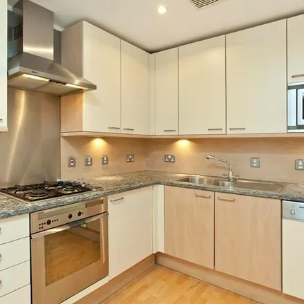 Rent this 2 bed apartment on Royal Institution and Faraday Museum in 21 Albemarle Street, London