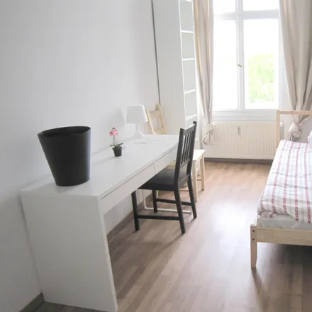 Rent this 3 bed room on Adolfstraße 23 in 13347 Berlin, Germany