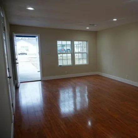 Image 7 - 3404 Goodhope St, Houston, Texas, 77021 - House for sale